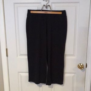 Jockey wide leg athletic Capri length pants - size Large.